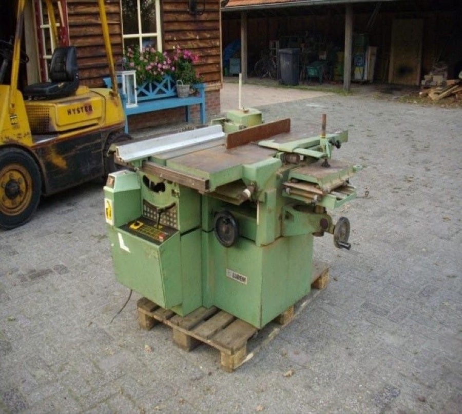 Plain machine available for sale